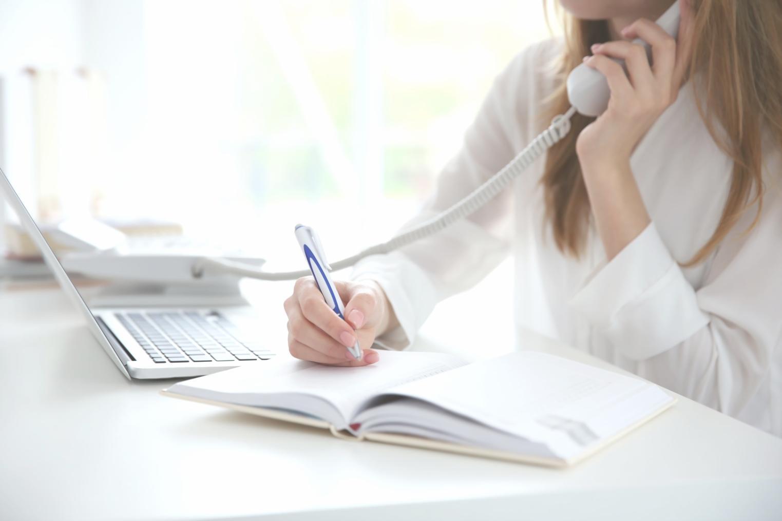 Session de travail sur une négociation financière structurée